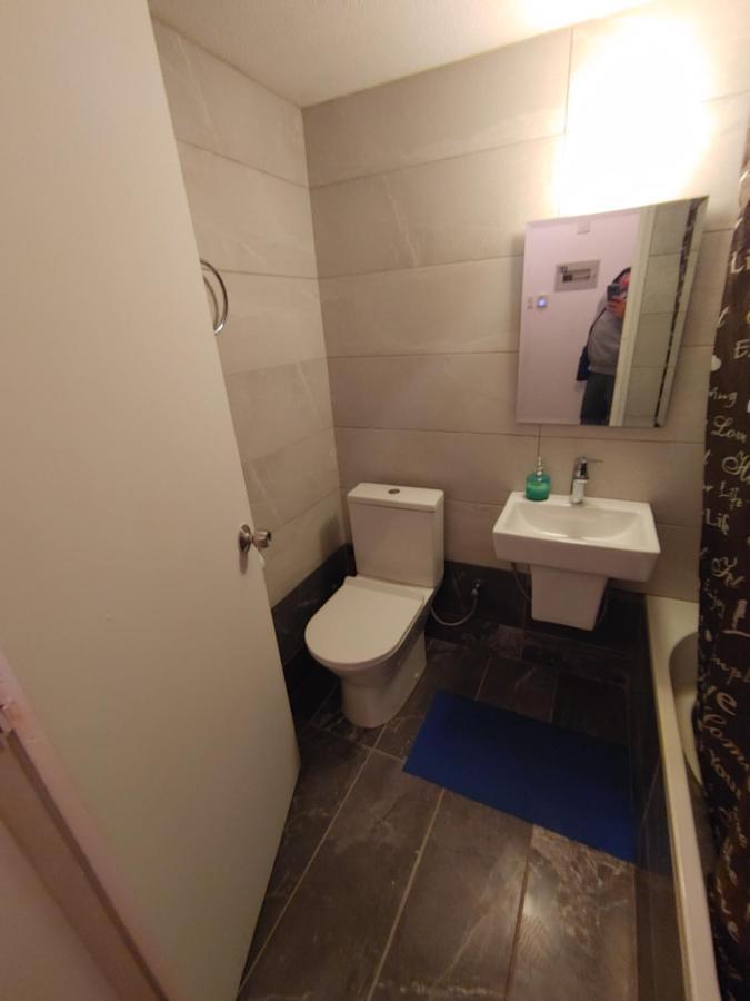 Luxury Apartment In Light House Beach Paphos Esterno foto
