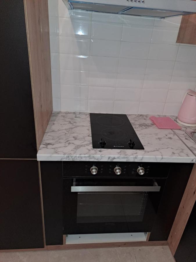 Luxury Apartment In Light House Beach Paphos Esterno foto